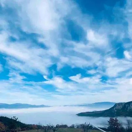 Saracoglu Dag Evi فندق 4*