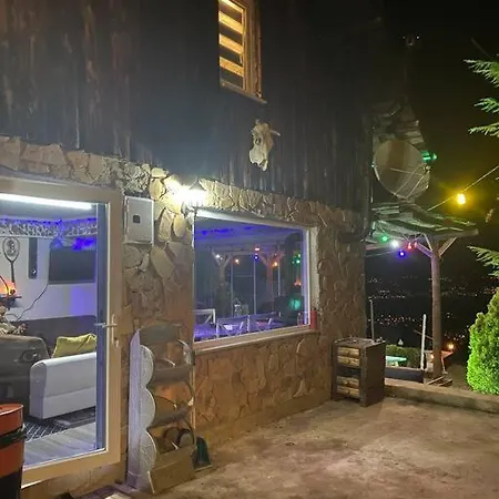 Saracoglu Dag Evi فندق 4*